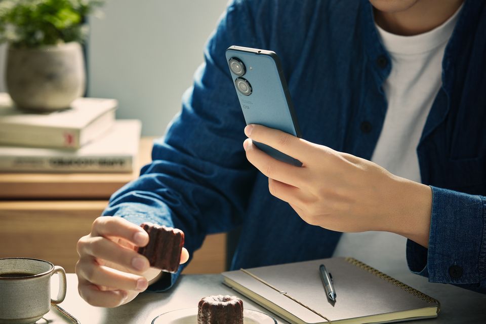 Zenfone 9 8